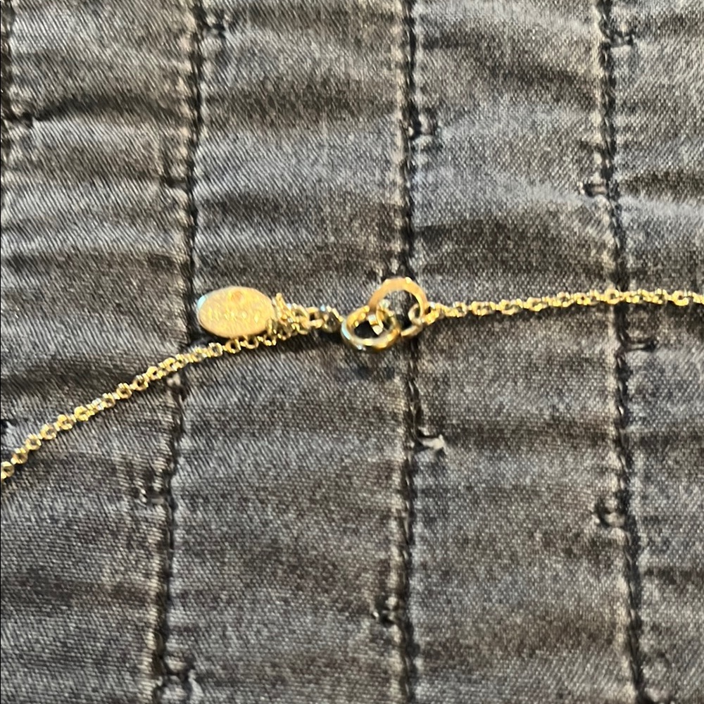 Elegant Gold Beaded Tassel Necklace - Picture 3 of 3